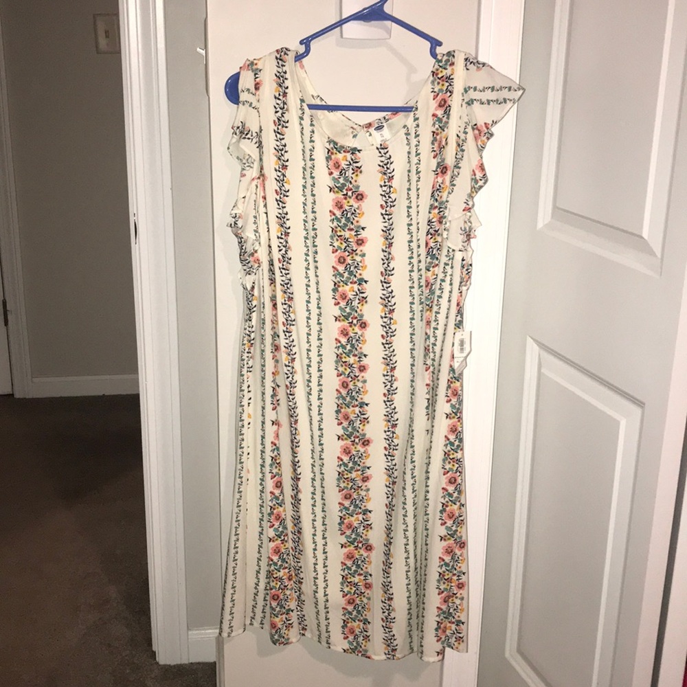 Old Navy flower dress